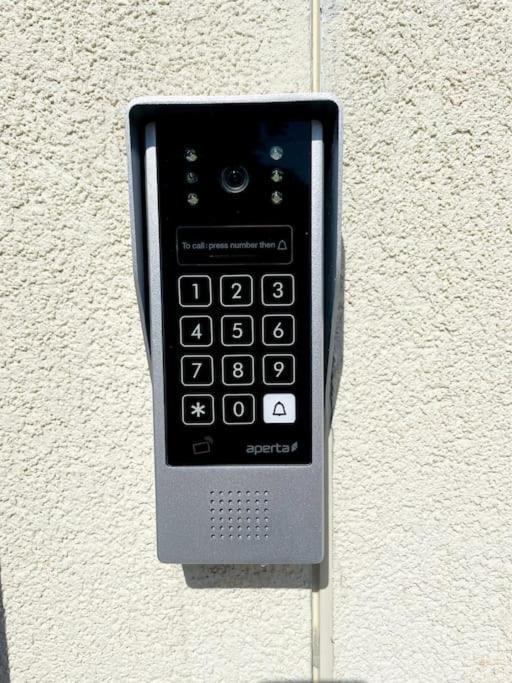 #4Bs 1 Bed Serviced Apartment Derby Exterior foto